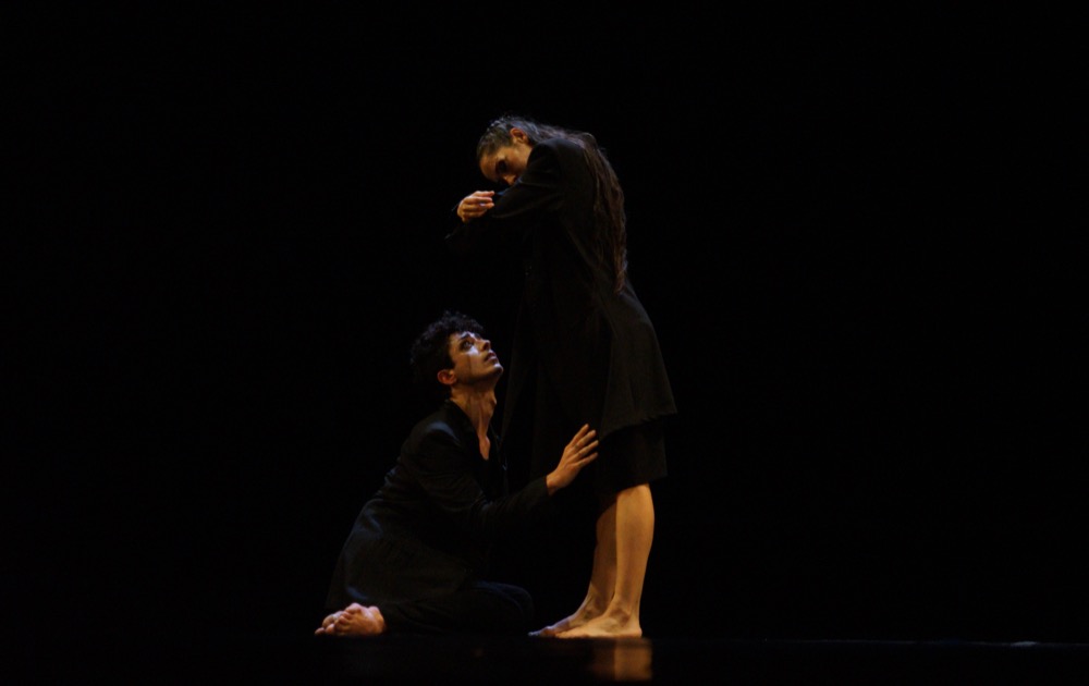 Desde Afuera el Adentro